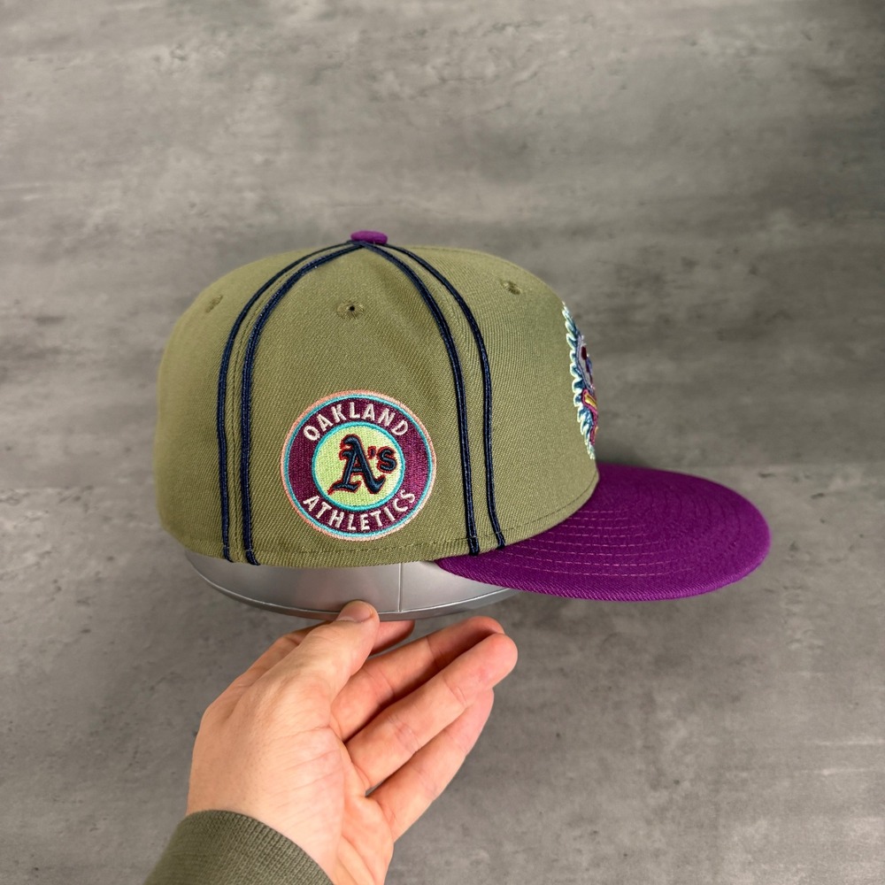 New Era Oakland Athletics Hat 7 1/4 Olive Green Purple 420 Pack Pinstripe A's‎ - Picture 4 of 8